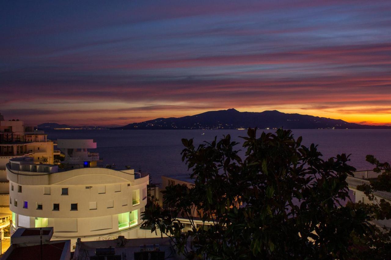 Blue sea apartment Saranda Extérieur photo